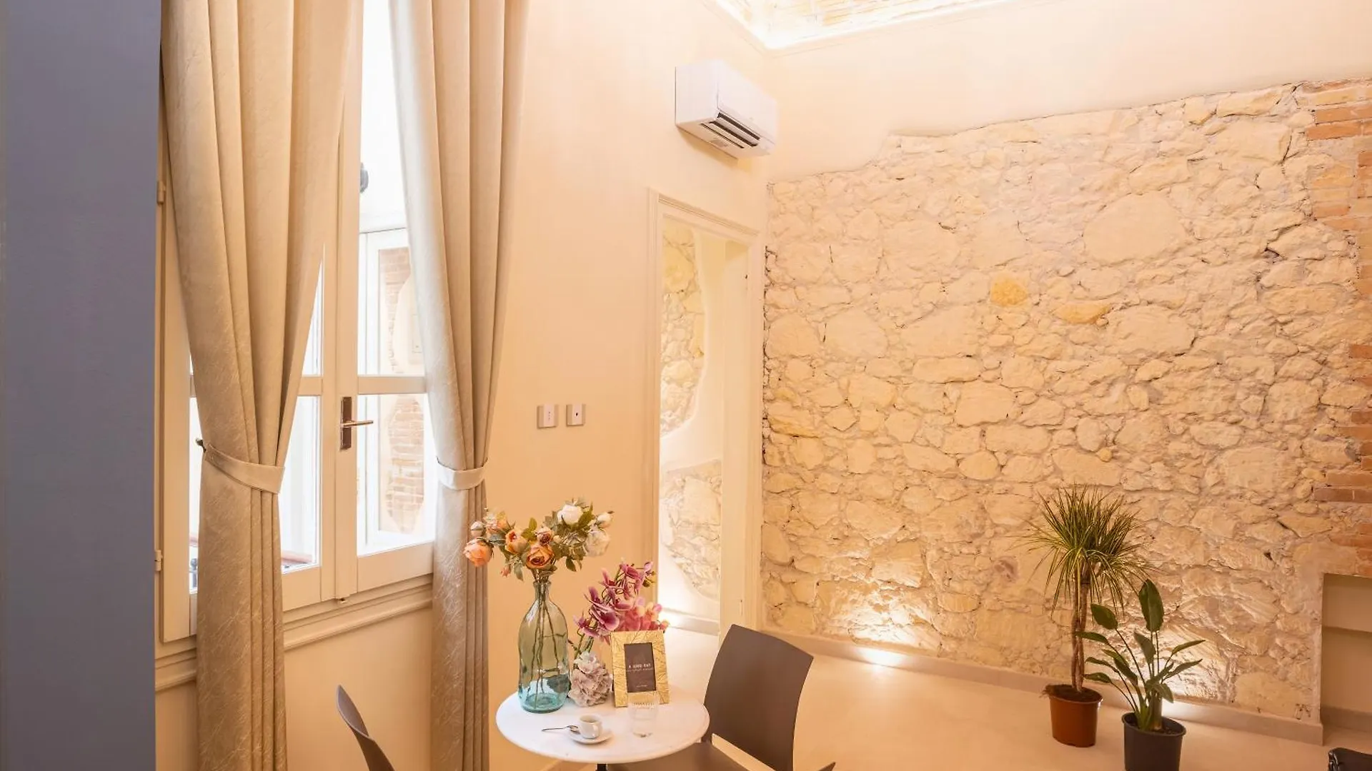 Magnini Rooms Cagliari Italië